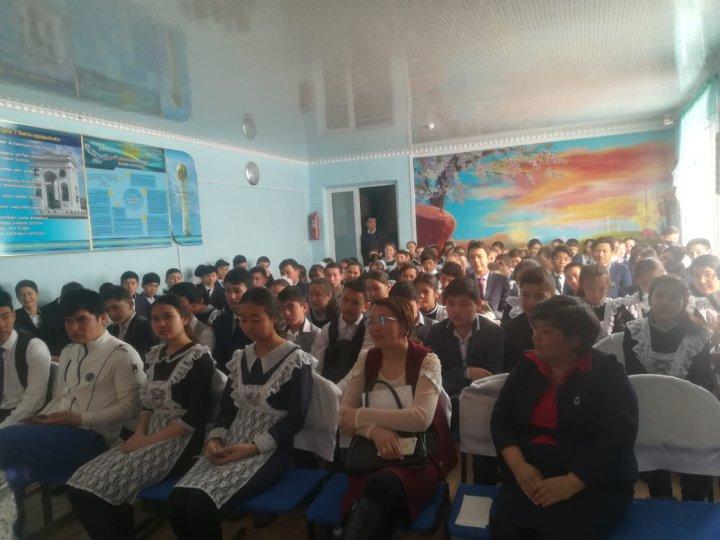 Жастар ресурстық орталығы мамандарымен кездесу